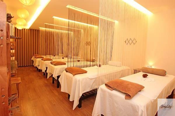 Rèm ngăn giữa phòng Spa
